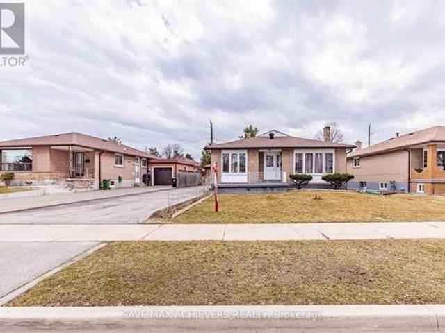 House for rent in Woburn, Ontario