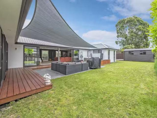 House for sale in Lincoln, Canterbury