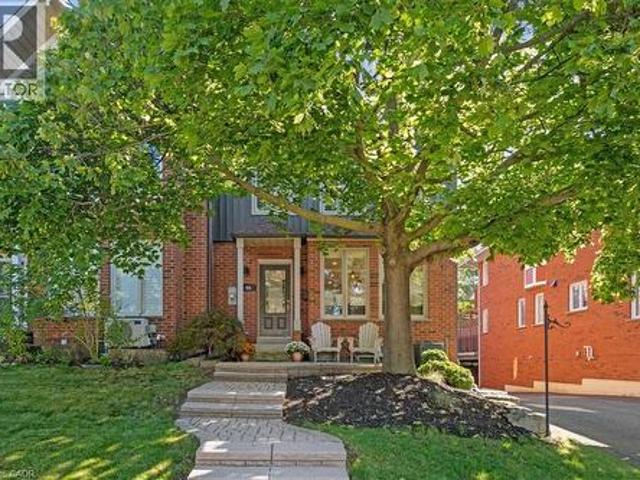House for sale in Ancaster, Ontario