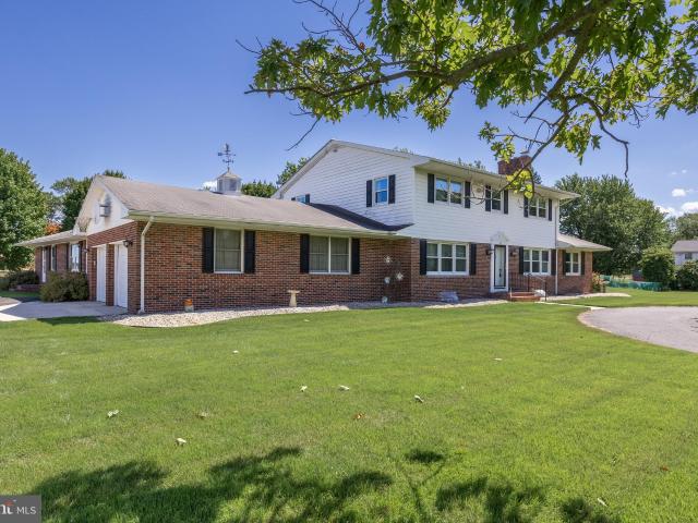 House for sale in Deepwater, New Jersey
