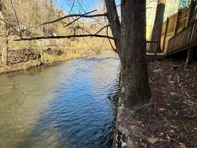 Commercial for sale in Graham, North Carolina