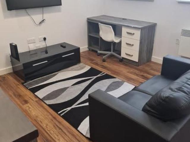 Studio for rent in St Matthew's, Old Wharf