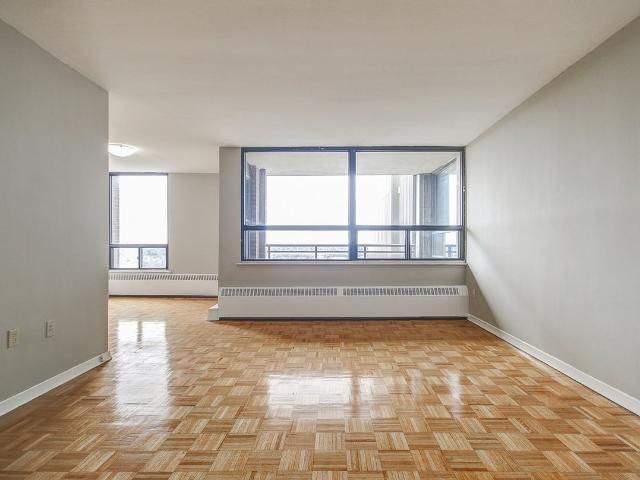 Apartment for rent in North York, Woburn