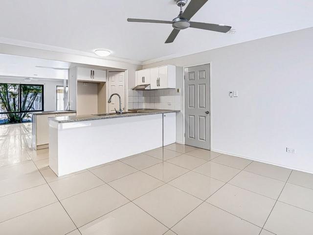 Apartment for rent in Varsity Lakes, Gold Coast City