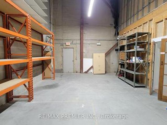 Commercial for rent in York, Ontario