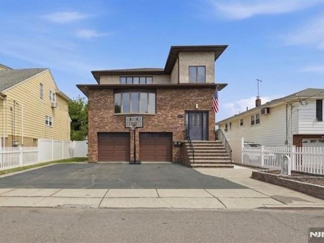 House for sale in South Hackensack, New Jersey