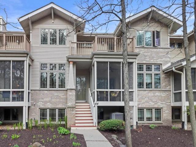 Townhouse for sale in Fitchburg