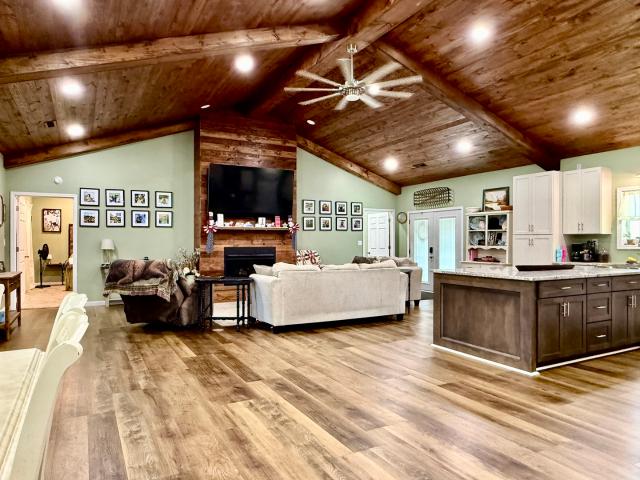 House for sale in Metropolis, Illinois
