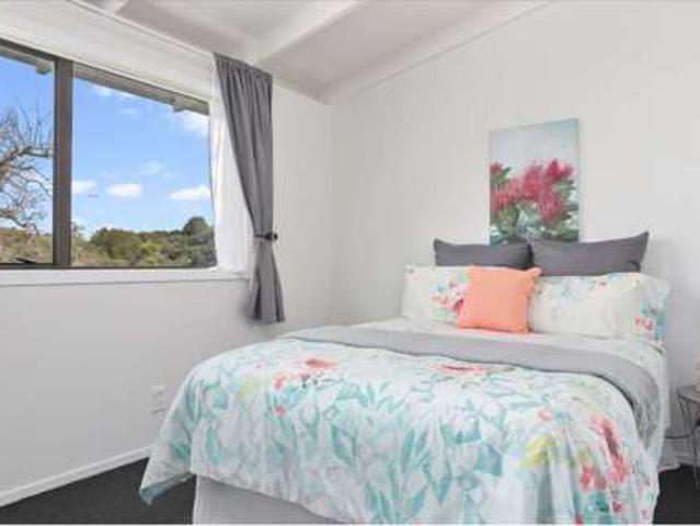 House for rent in Kelston