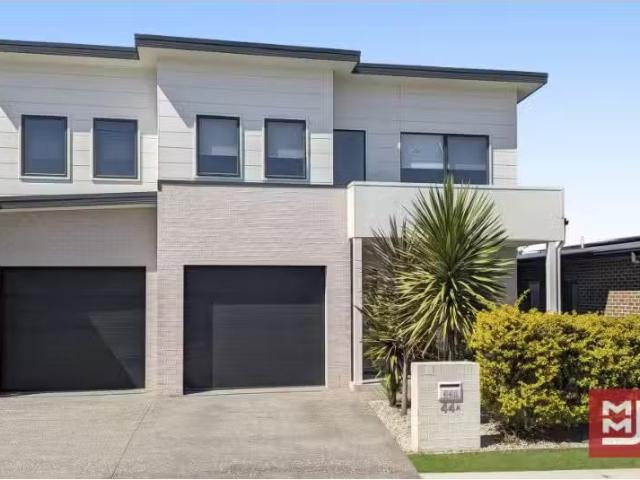 Condo for rent in Wollongong West, New South Wales