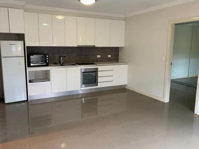 Condo for rent in Old Guildford