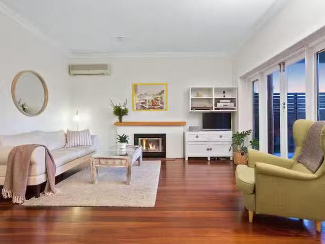 House for rent in Mount Claremont, Western Australia