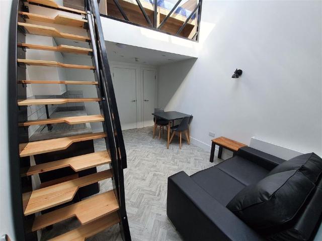 Studio for rent in City Centre, Feckenham