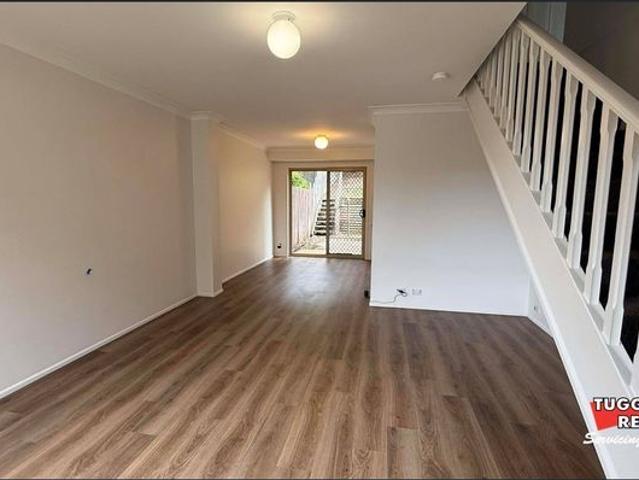 Townhouse for rent in Tuggerah, New South Wales