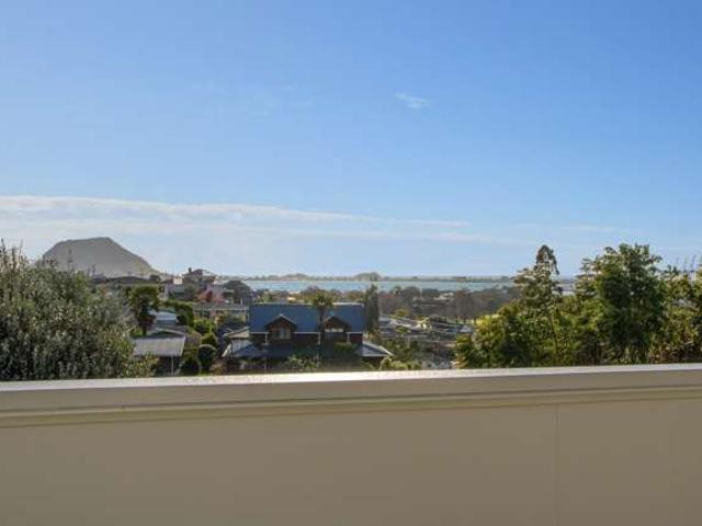 House for sale in Omokoroa, Bay Of Plenty
