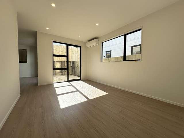 Townhouse for rent in Sunnynook, Oroua County