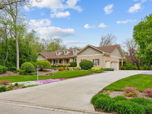 House for sale in Hampshire, Illinois
