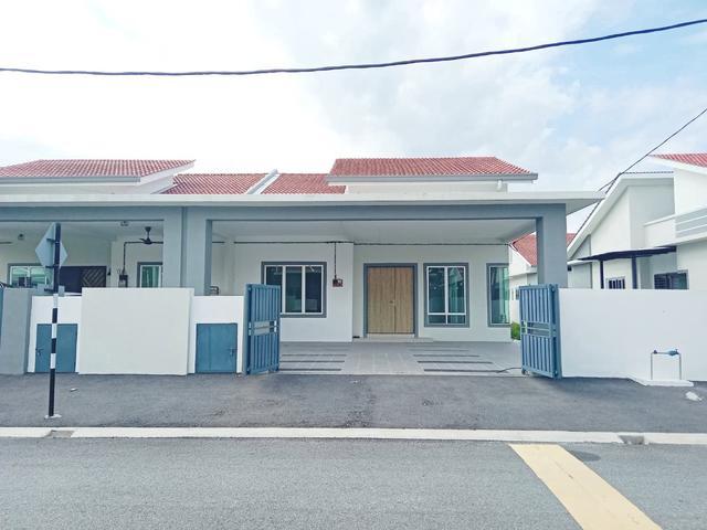 Residential House for sale in Tanjong Sepat, Selangor