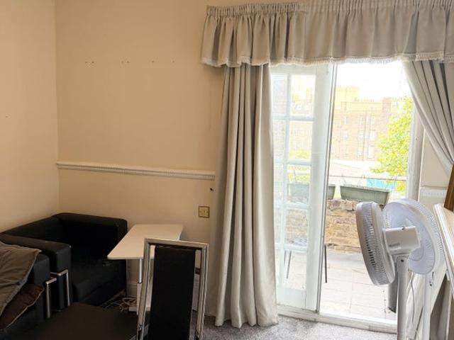 Apartment for rent in Earl's Court, Greater London
