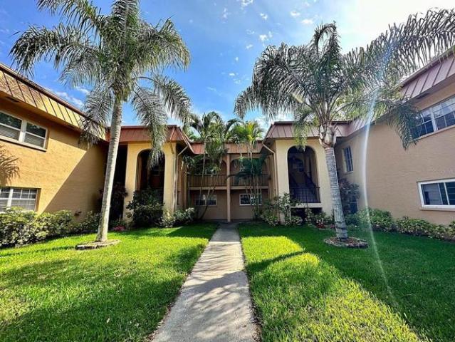 Condo for sale in Clearwater, Florida