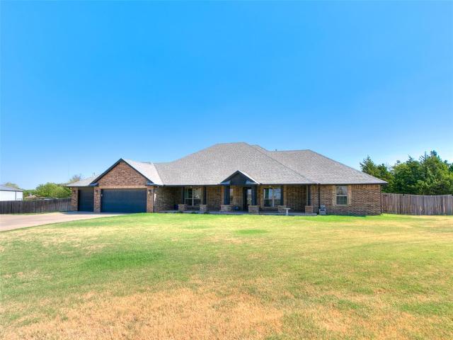 House for sale in Edmond, Logan County