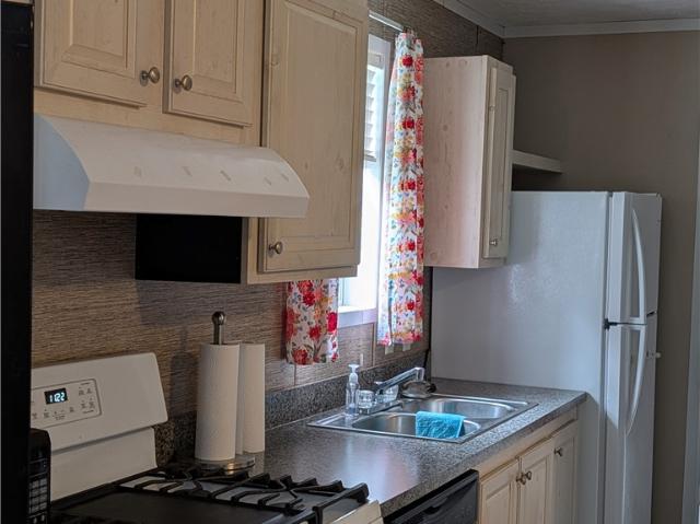 House for sale in Locust Grove Mobile Home Park, Town of Hamlin