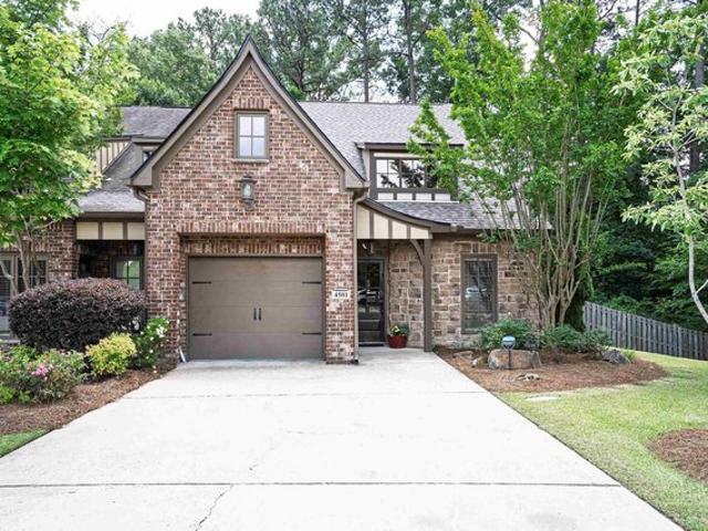 Townhouse for sale in Birmingham, Alabama