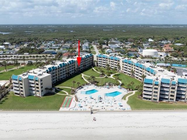 Condo for sale in New Smyrna Beach, Florida