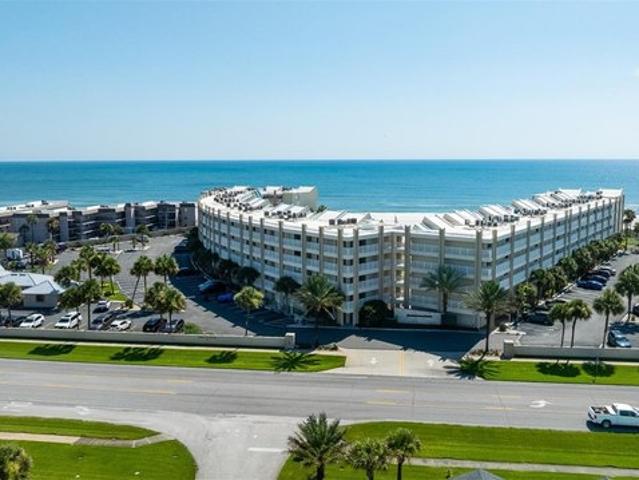 Condo for sale in New Smyrna Beach, Florida