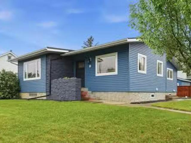 House for sale in Rolly View, Alberta