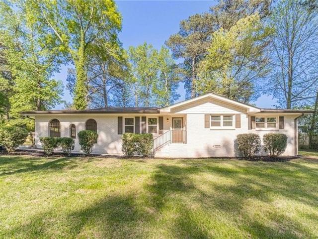 House for sale in Lilburn, Georgia