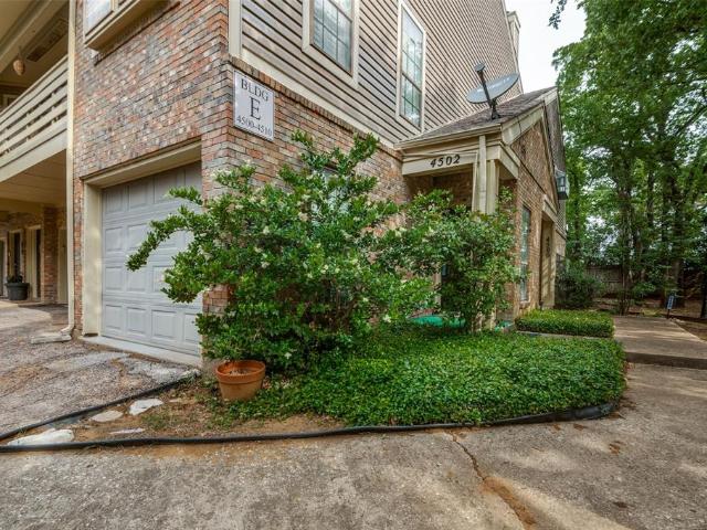 Condo for sale in Arlington, Texas