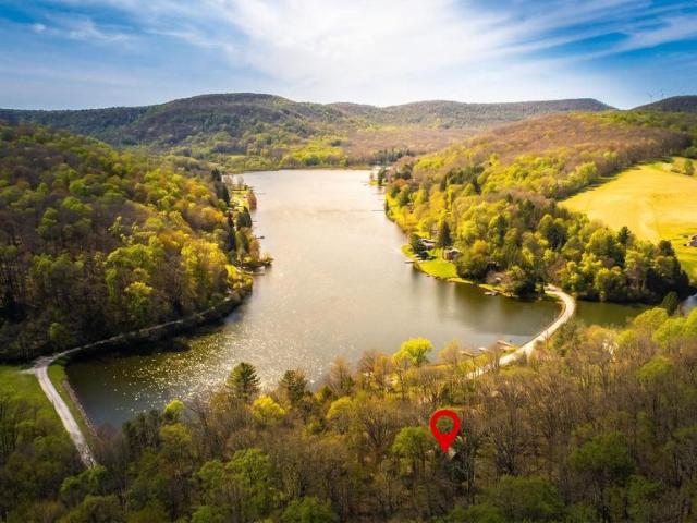 House for sale in Bruceton Mills, West Virginia