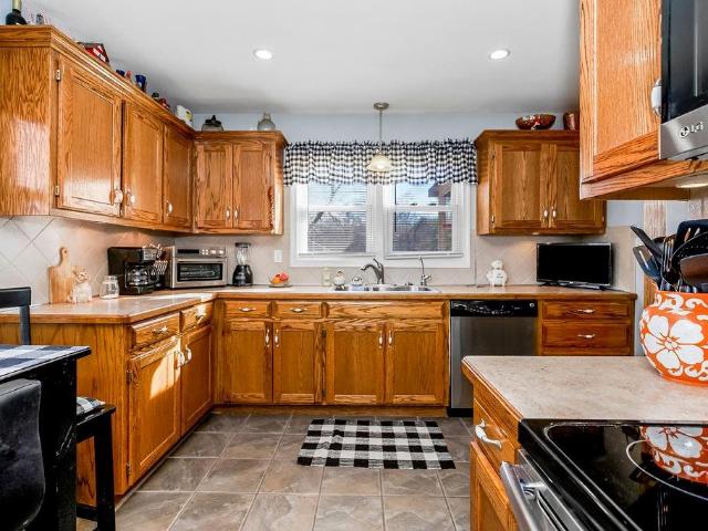 House for sale in Riverside, Missouri