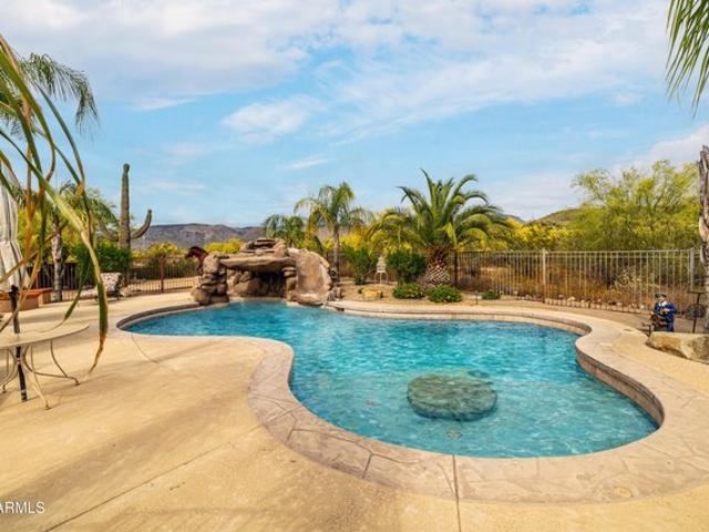 House for sale in New River, Arizona