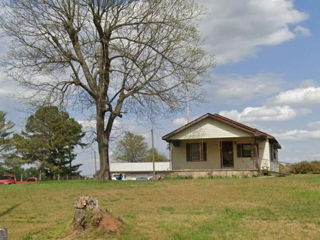 House for sale in Oakwood, Georgia