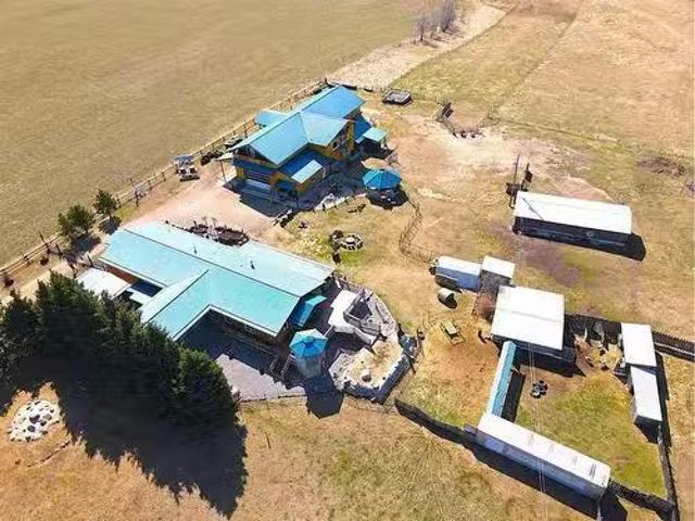 House for sale in Bentley