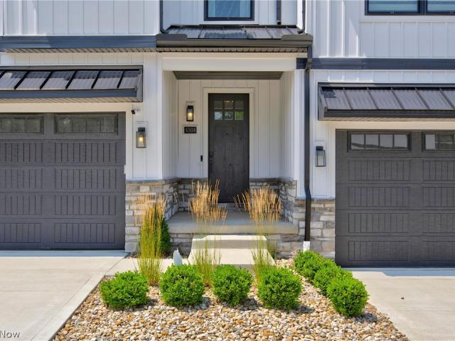 Townhouse for sale in Westlake, Ohio