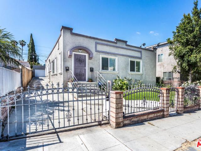 House for sale in Canoga Park, California