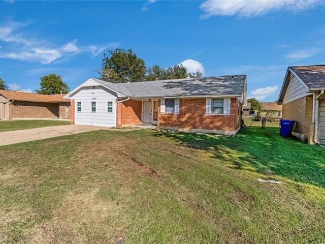 House for sale in Midwest City, Oklahoma County