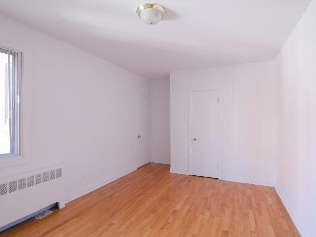 Apartment for rent in St. Leonard's, Quebec