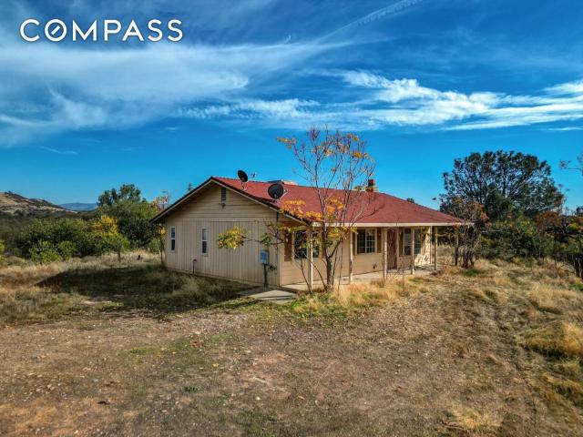 House for sale in Burson, California
