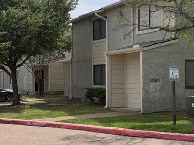 Townhouse for sale in Bryan, Texas