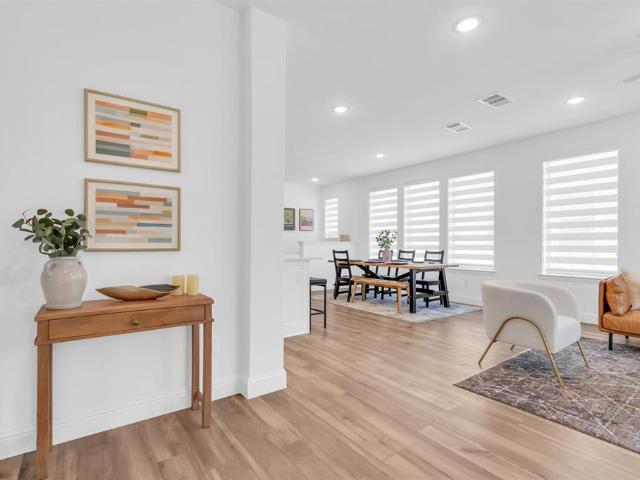 Townhouse for sale in Arlington