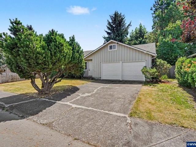 House for sale in Oregonia