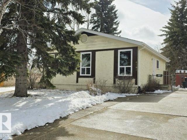 House for sale in Wedgewood, Alberta