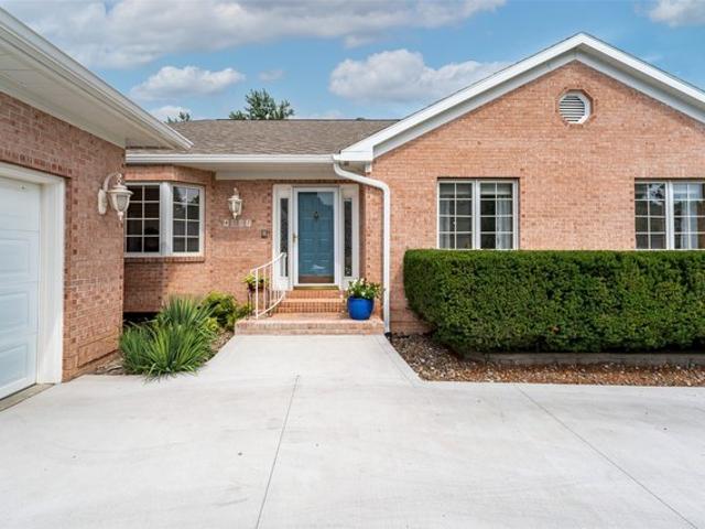 House for sale in Urbandale, Iowa