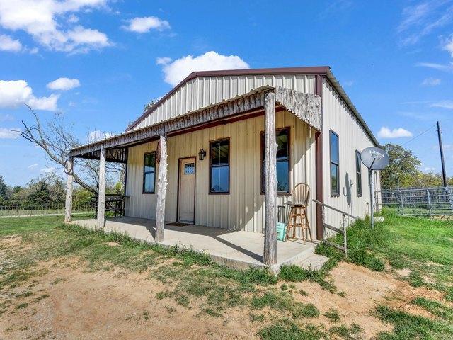 House for sale in Wise, Texas
