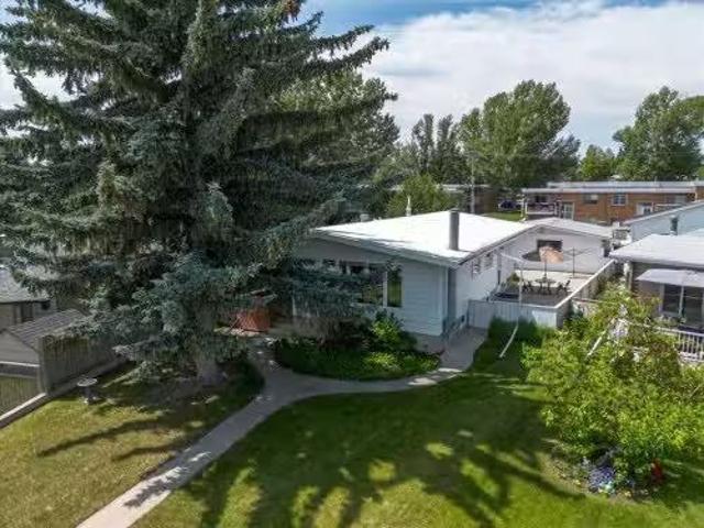 House for sale in Northwest, Alberta