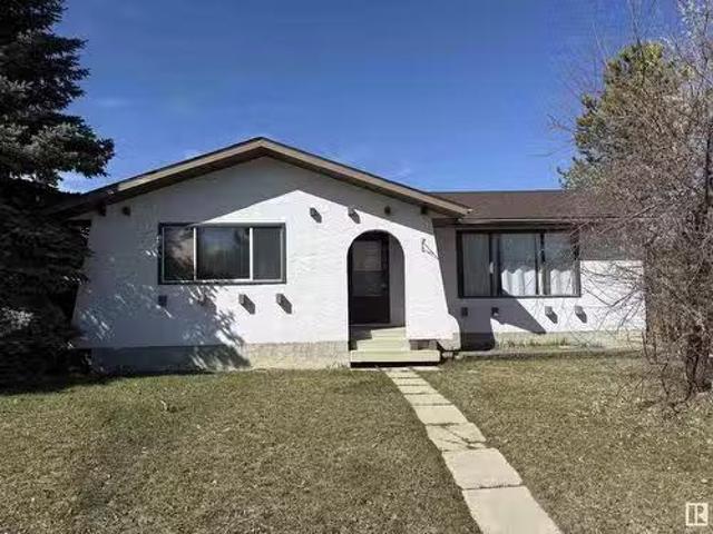 House for sale in Drayton Valley, Alberta
